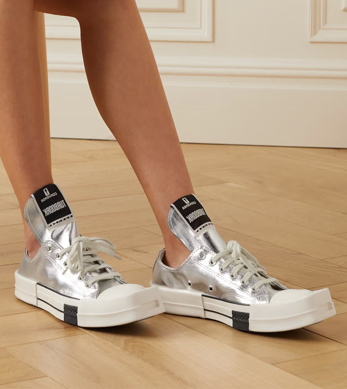 CT70 X DRKSHDW TURBODRK SILVER LACQUERED LOW CUT A01292C