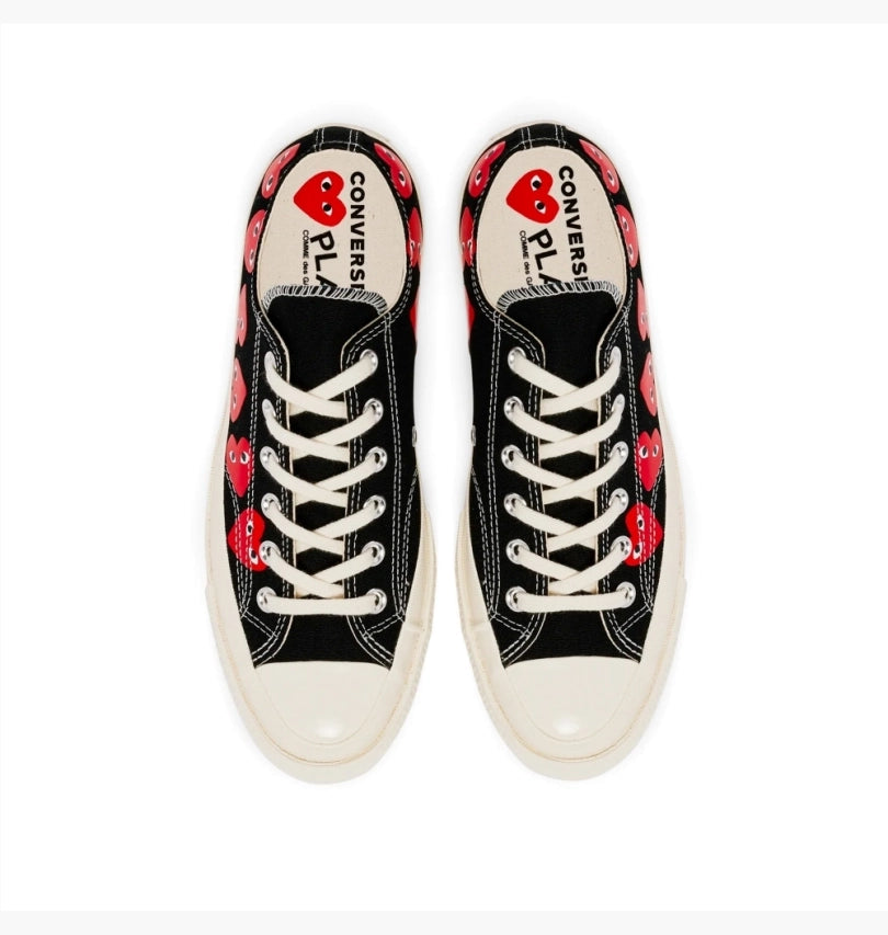 CT70 X Play Comme des Garcons Chuck 70 Ox Multi Heart BLACK LOW CT70 X Play Comme des Garcons Chuck 70 Ox Multi Heart BLACK LOW