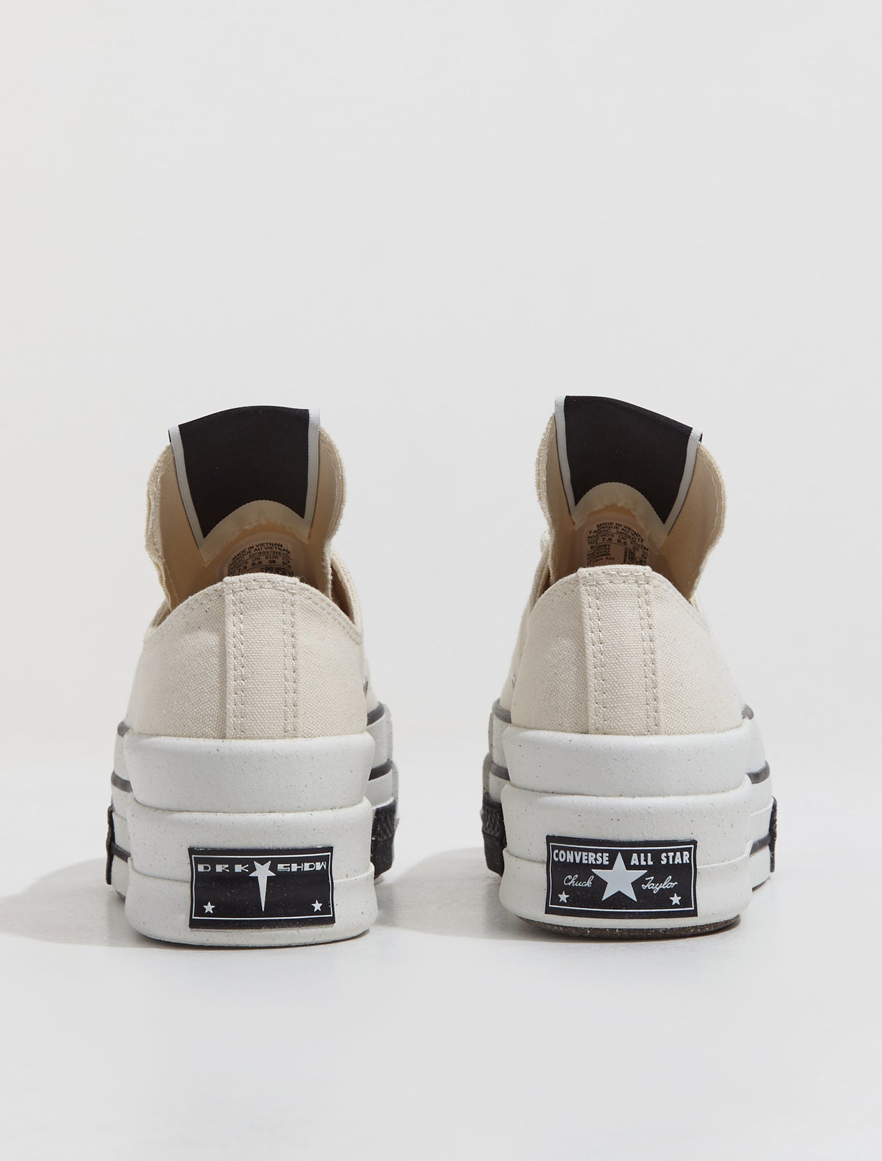 【SEVENTEEN ジョシュア 着用・11月再入荷・数量限定】CT70 X DRKSHDW(リック オウエンス)DBL DRKSTAR IVORY LOW CUT A04955C