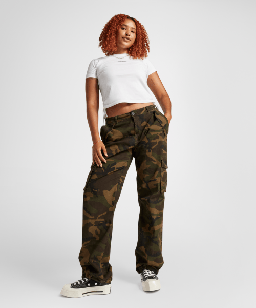 CT70 De Luxe Squared BLACK HI CUT A06435C