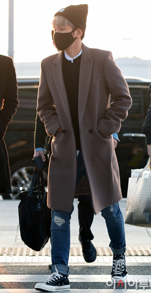 CT70 BLACK LOW CUT (ブラック)162058C