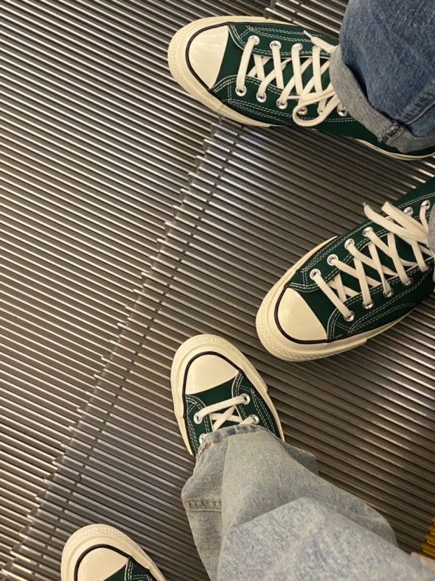 【東海オンエア としみつ着用】CT70 MID NIGHT CLOVER GREEN LOW CUT 168513C