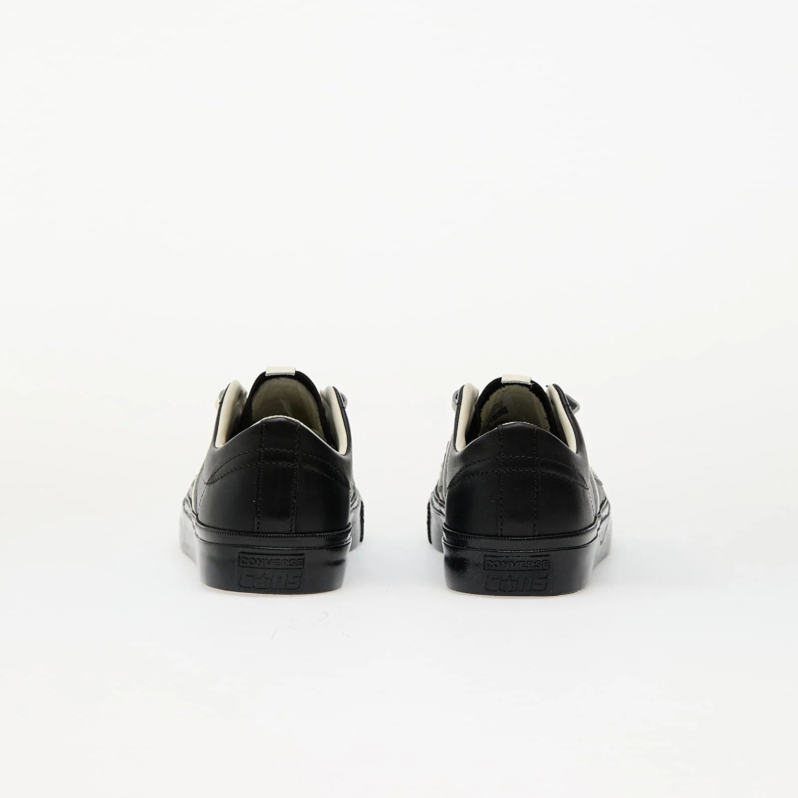 ONE STAR PRO（CONS）ACADEMY BLACK LEATHER（レザー）Bobby DeKeyzer LOW CUT A12139C
