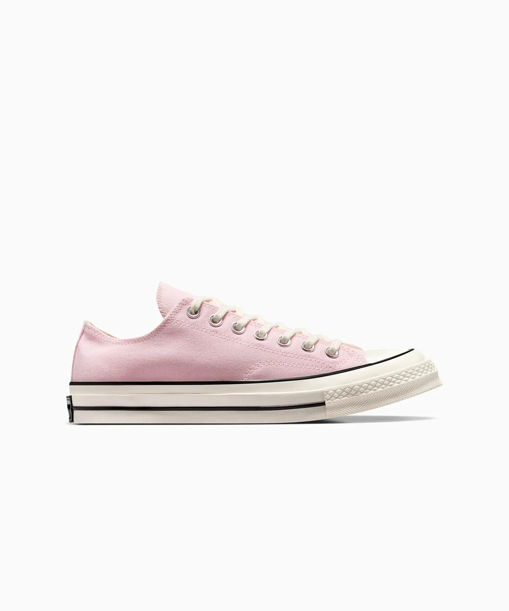 CT70 PINK FROSTING LOW CUT A13840C