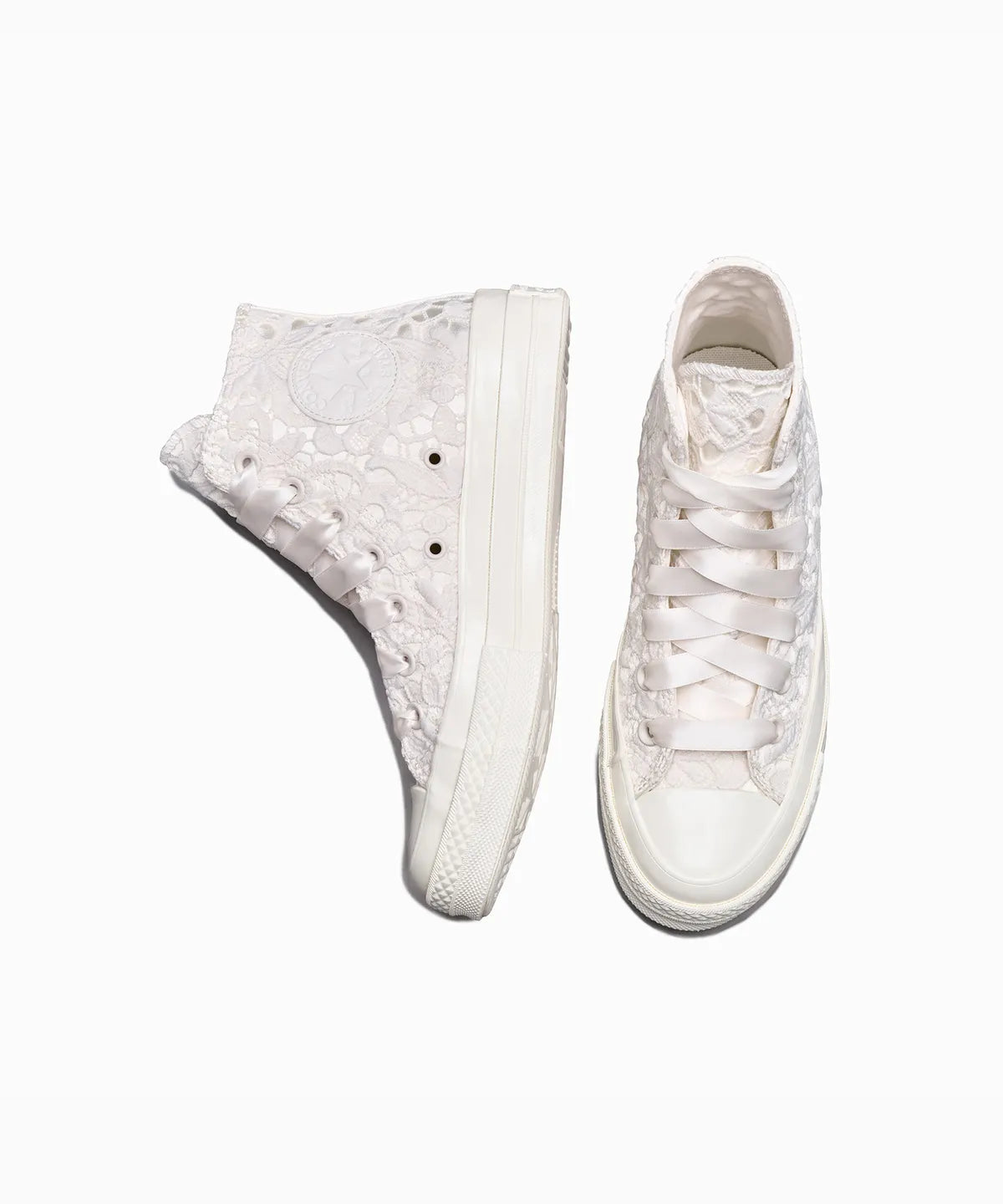 CT70 Crocheted Satin Vintage White HI CUT A15081C