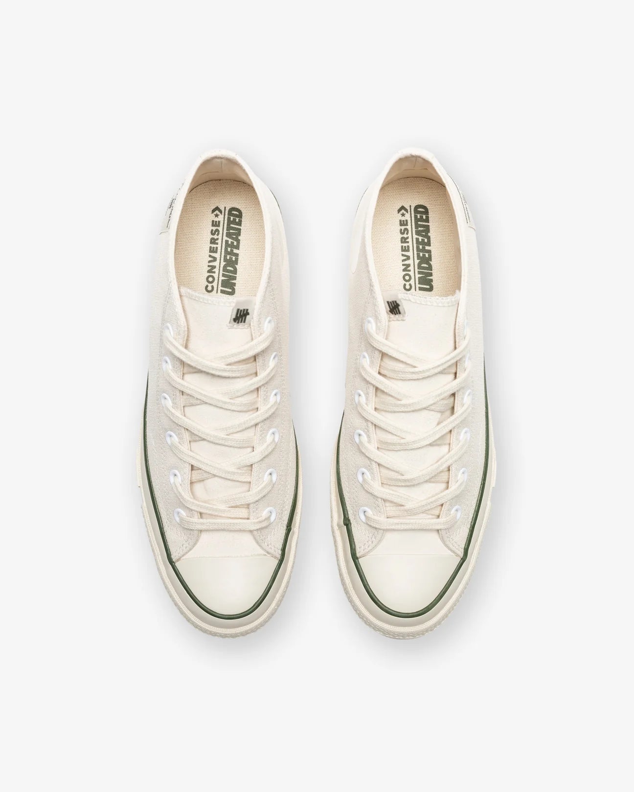 CT70 X UNDEFEATED PARCHMENT MID CUT A00670C