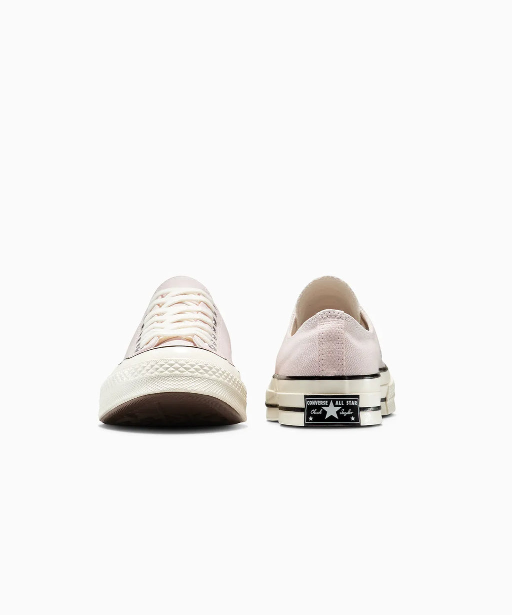 CT70 SHY FLAMINGO（NEW PINK）LOW CUT A13338C