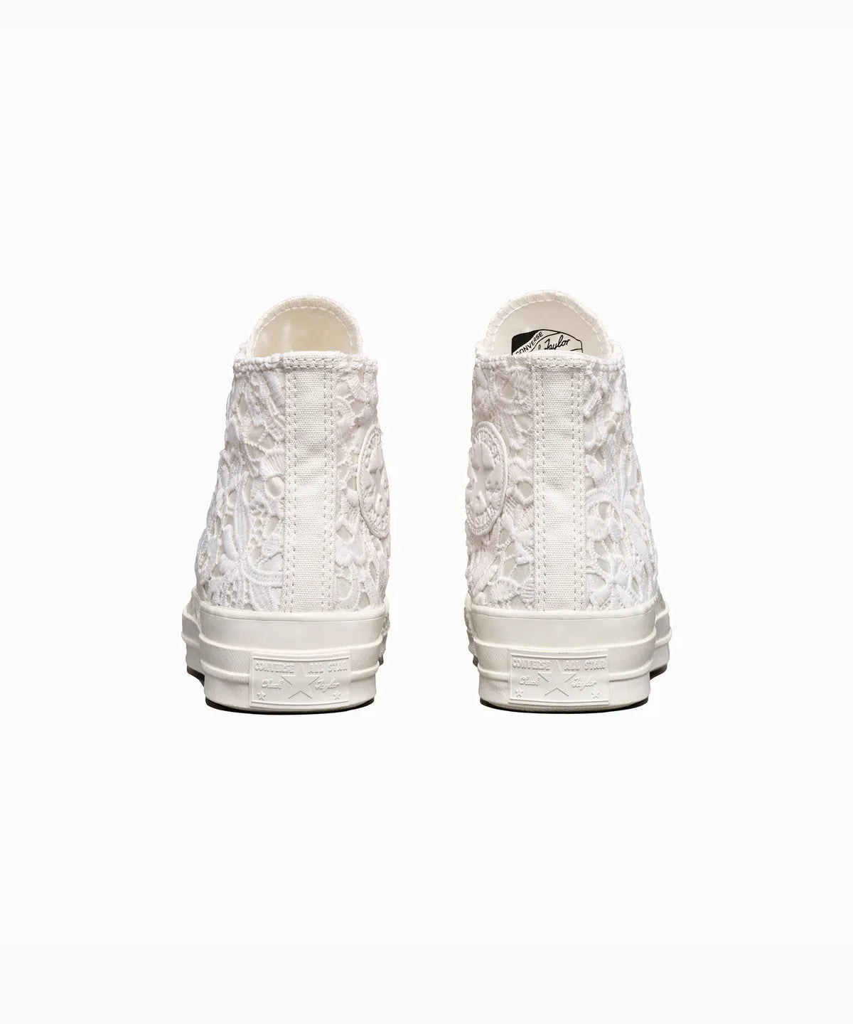 CT70 Crocheted Satin Vintage White HI CUT A15081C