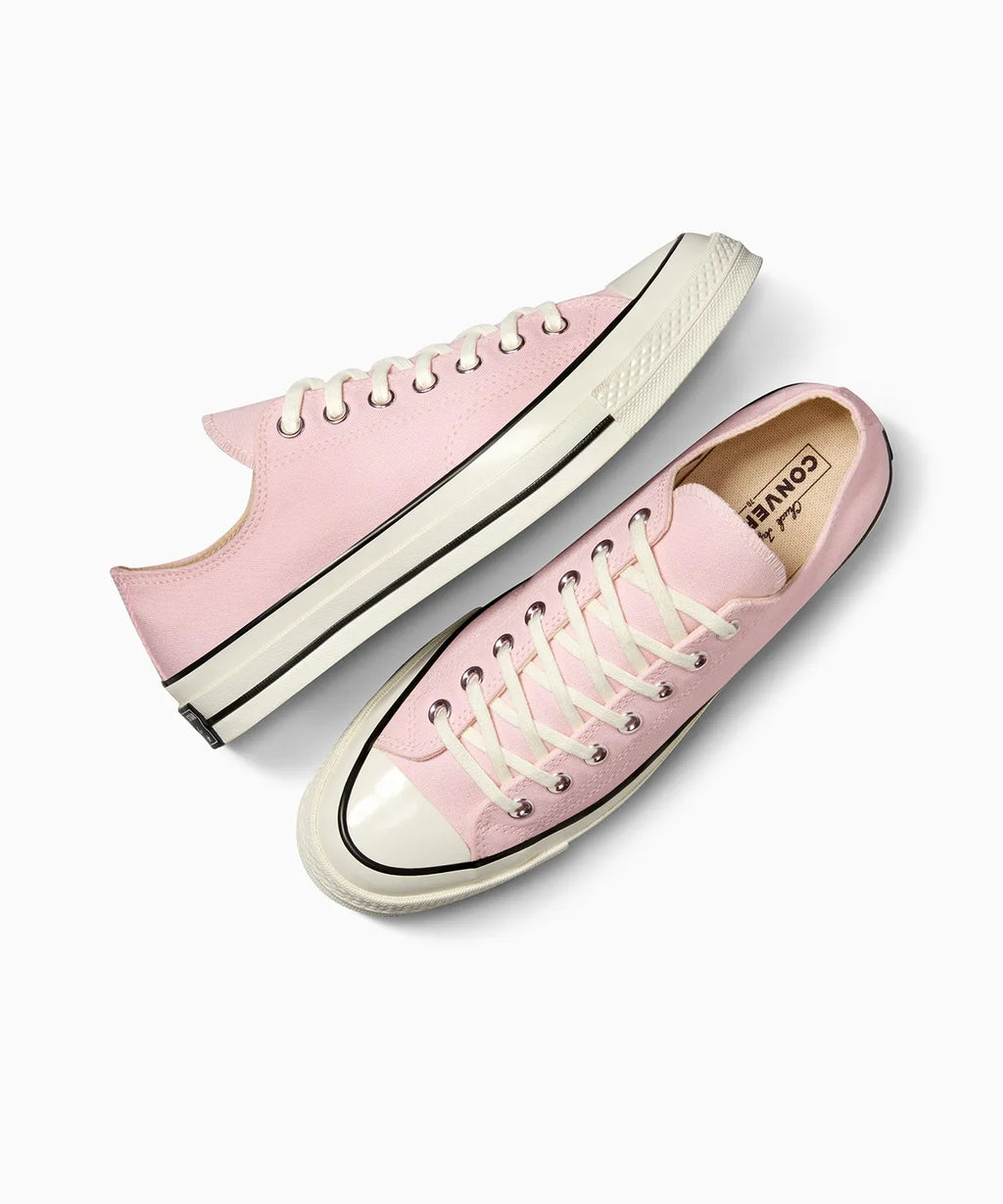 CT70 PINK FROSTING LOW CUT A13840C
