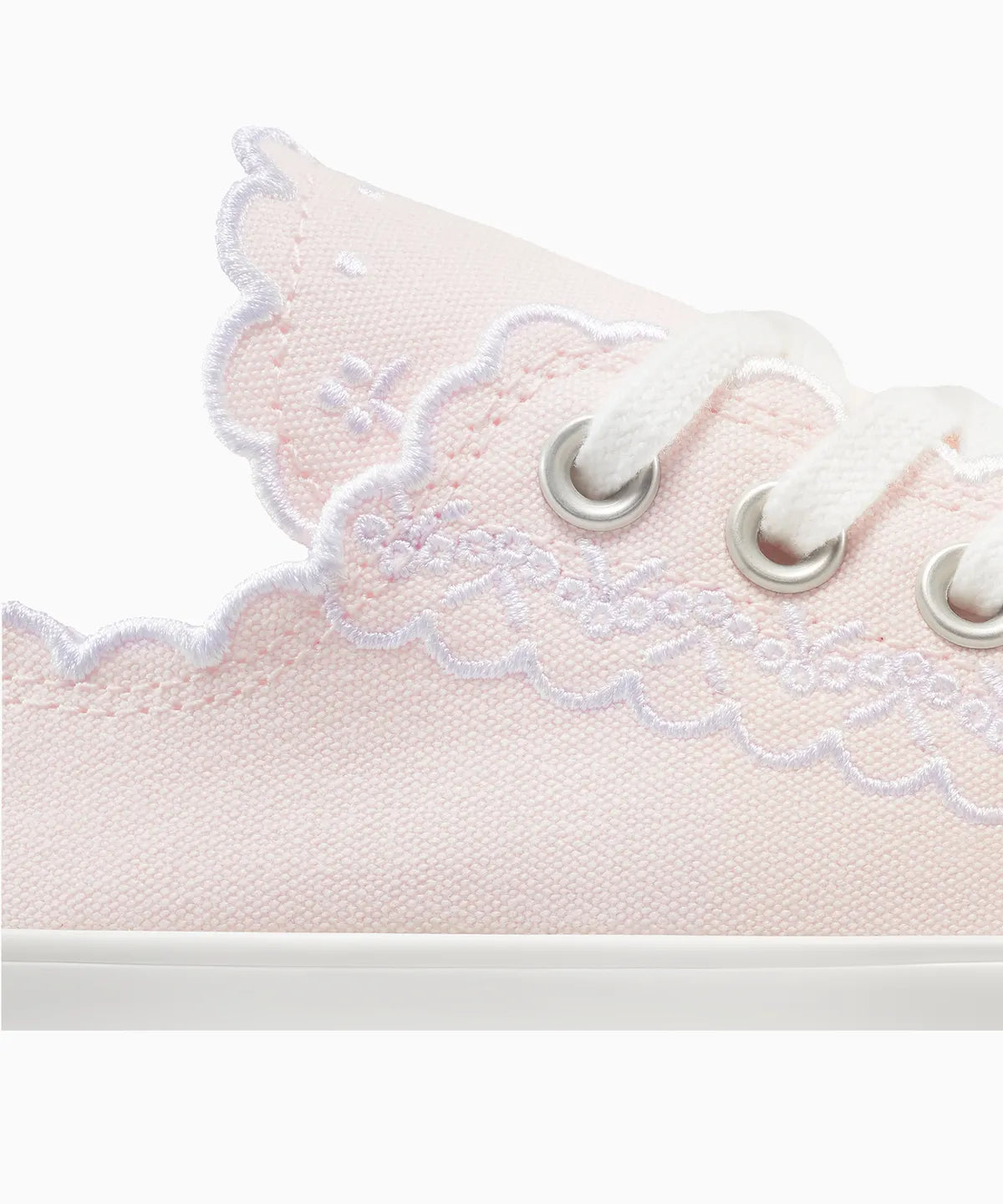 CT70 Embroidered Sugar Berry LOW CUT A13542C