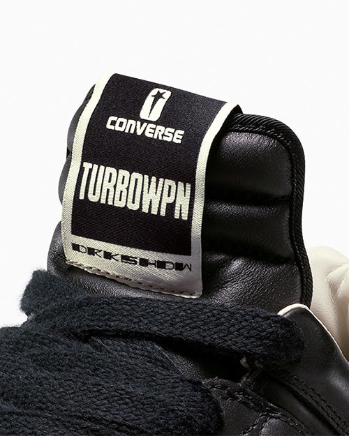 TURBOWPN X DRKSHDW（リック オウエンス）Edition OX BLACK A12063C