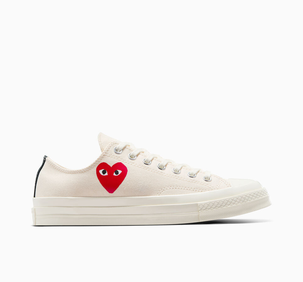 【24年7月新作】CT70 OG PLAY Comme des Garçons Single Heart BEIGE LOW CUT A08805C