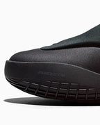 SHAI 001 Charm Black LOW CUT A18977C