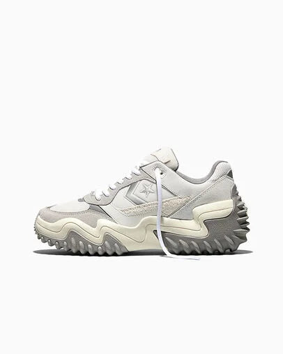 Wave Motion Trainer Vintage White LOW CUT A19127C