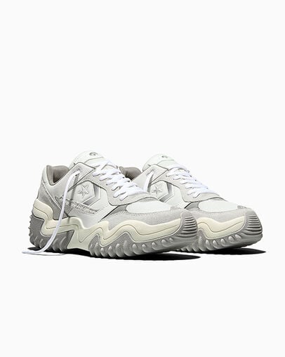 Wave Motion Trainer Vintage White LOW CUT A19127C