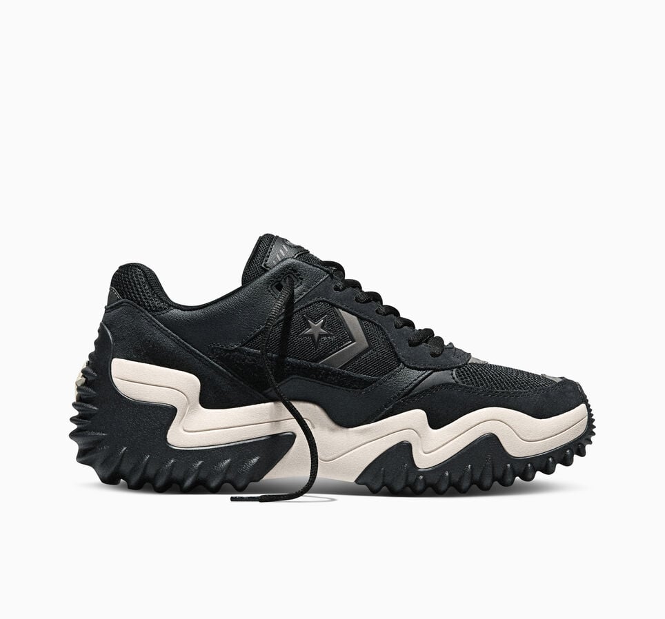 Wave Motion Trainer Vintage BLACK LOW CUT A19128C