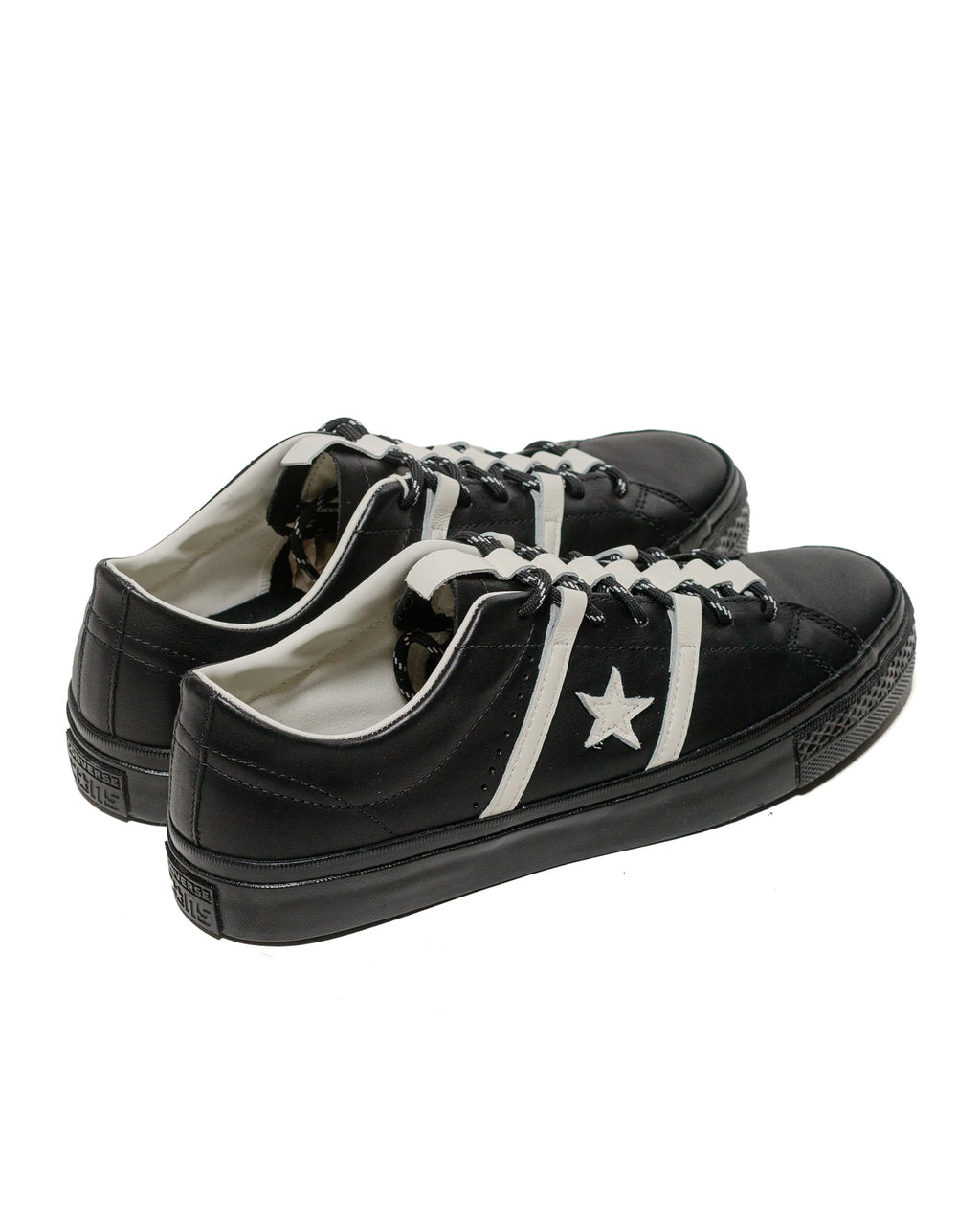 ONE STAR PRO（CONS）ACADEMY BLACK LEATHER（レザー）Bobby DeKeyzer LOW CUT A12139C