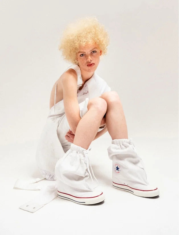 【Hearts2Hearts PV着用】Converse Chuck Taylor All Star X Vaquera Slouch Wedge White XXXHI CUT A17690C