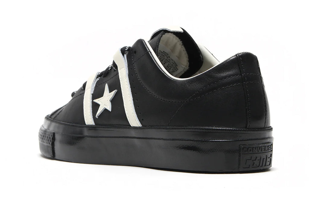 ONE STAR PRO（CONS）ACADEMY BLACK LEATHER（レザー）Bobby DeKeyzer LOW CUT A12139C