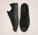 CT70 TRIPLE BLACK LOW CUT 168929C
