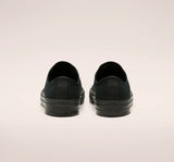 CT70 TRIPLE BLACK LOW CUT 168929C