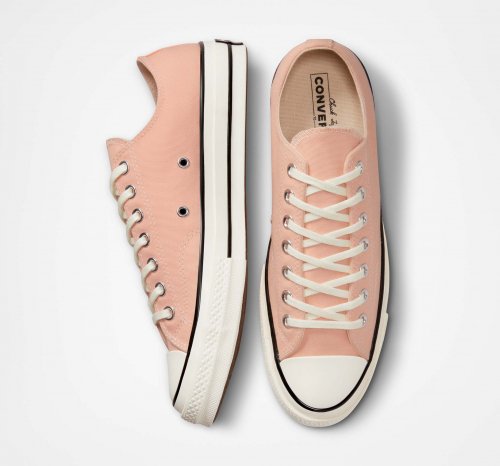 CT70 CHEEKY CORAL LOW CUT A03448C