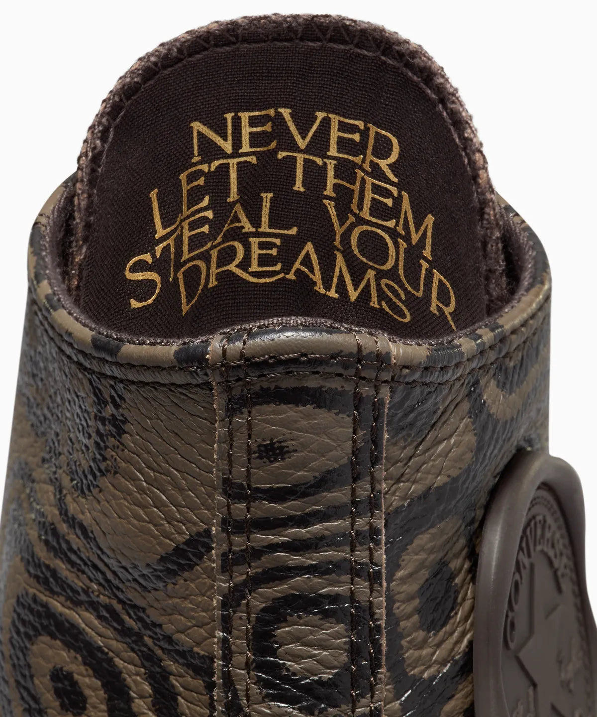 CT70 X Willy Wonka Chocolate Swirl HI CUT A08151C