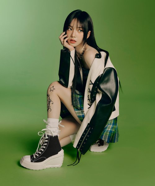 【カリナ着用】CT70 De Luxe wedge BLACK HI CUT A06478C