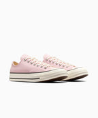 CT70 PINK FROSTING LOW CUT A13840C