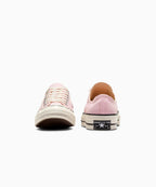 CT70 PINK FROSTING LOW CUT A13840C