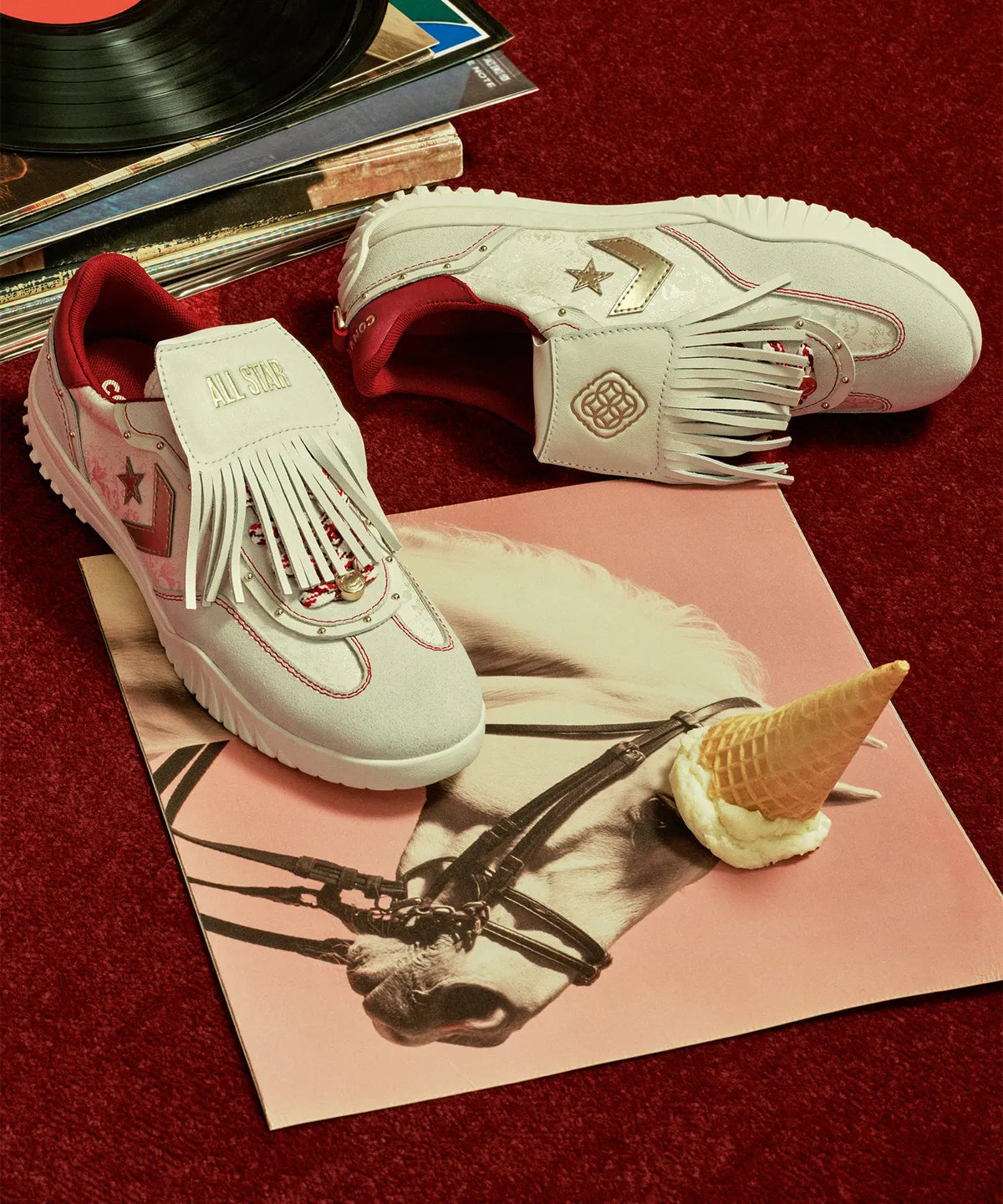RUN STAR TRAINER Lunar New Year Egret LOW CUT A19073C