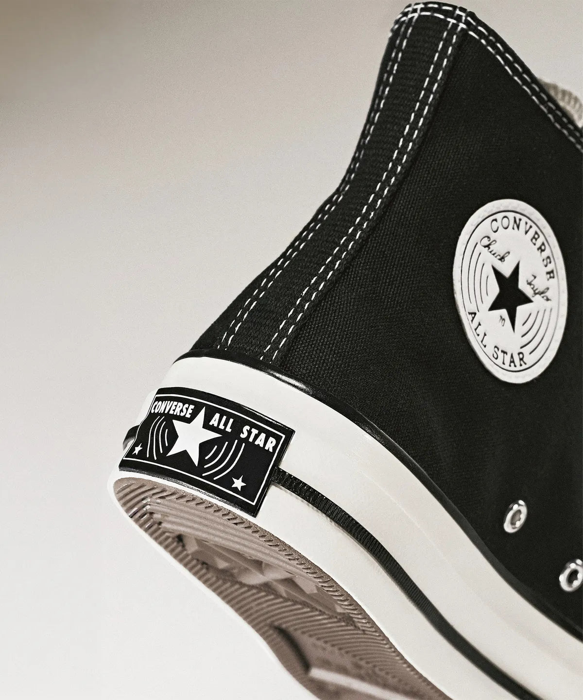 ct70 カリナ着用　26.5 カリナ着用】CT70 NEW BLACK HI CUT A24225C – RARETEM