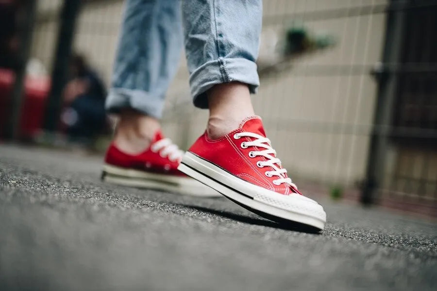 【旧品番・全サイズ再入荷】CT70 ENAMEL RED（エナメルレッド） LOW CUT 164949C