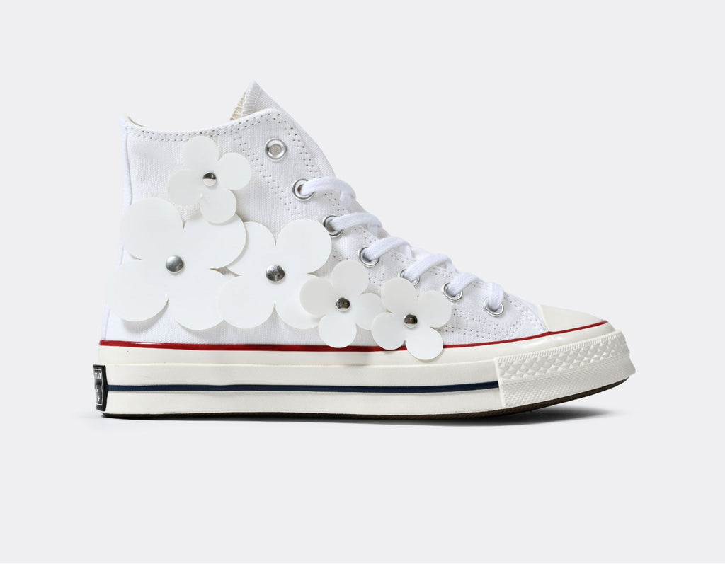 【EU限定】CT70 3-D Flourish LTD White Flowers HI CUT A20663C
