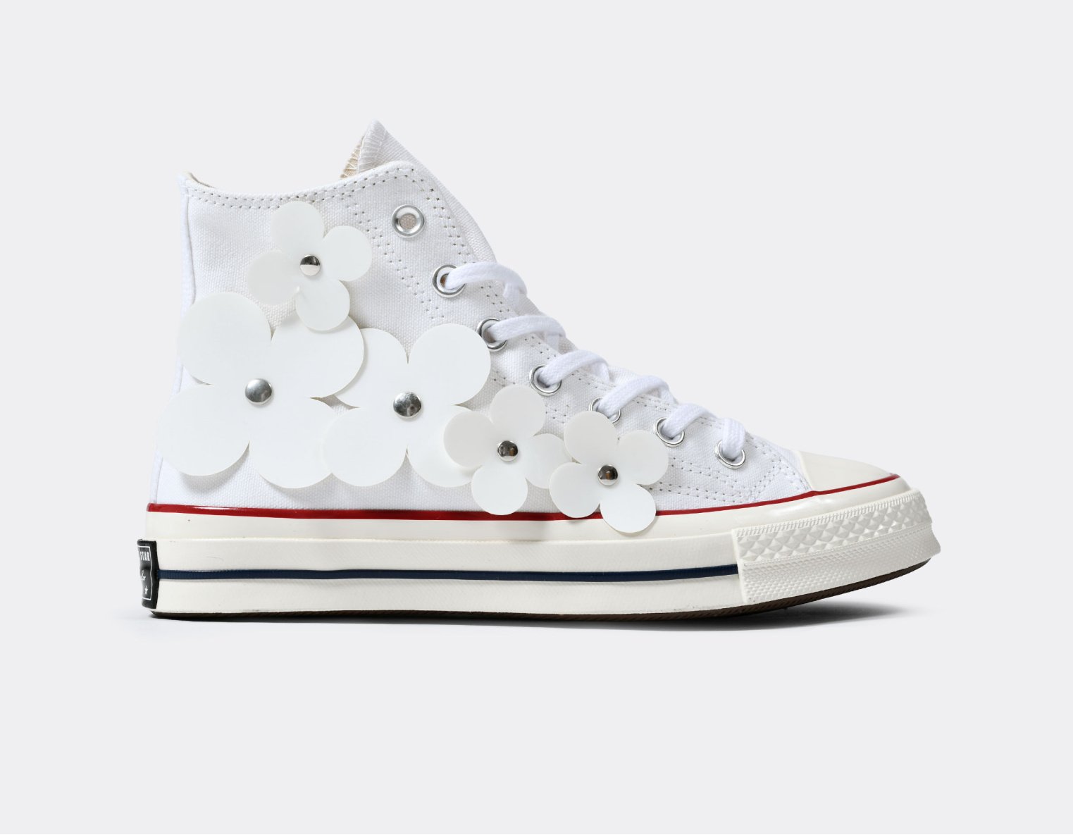 【EU限定】CT70 3-D Flourish LTD White Flowers HI CUT A20663C
