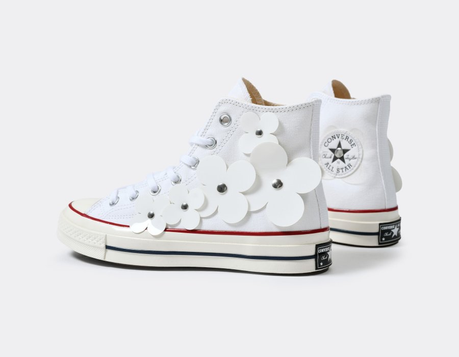 【EU限定】CT70 3-D Flourish LTD White Flowers HI CUT A20663C