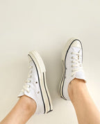 CT70 Black Pin Stripe WHITE LOW CUT A02306C
