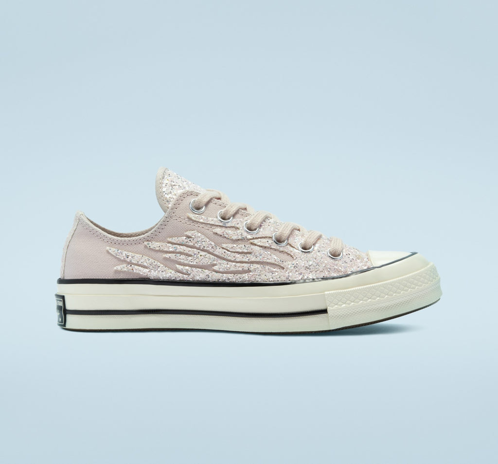 CT70 FLAME GLITER PINK LOW CUT 569537C