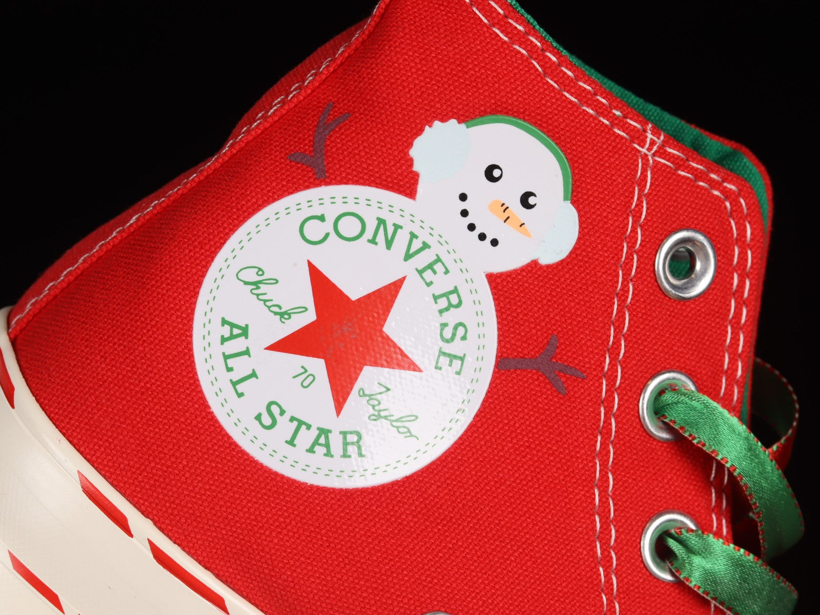 Christmas converse best sale