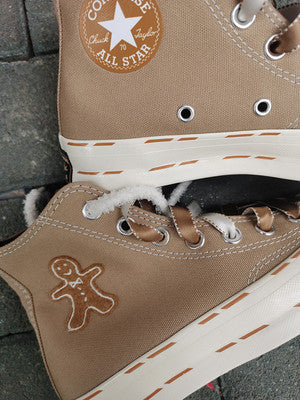 CT70 Gingerbread Man NIMAD KHAKI HI CUT A04282C