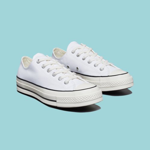 CT70 Black Pin Stripe WHITE LOW CUT A02306C