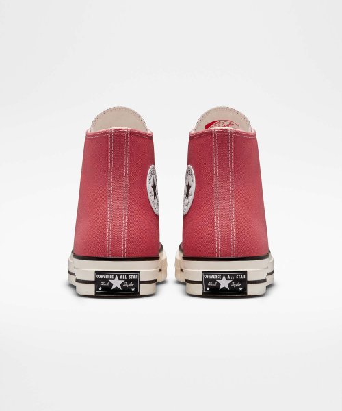 CT70 Rhubarb Pie HI CUT A05114C